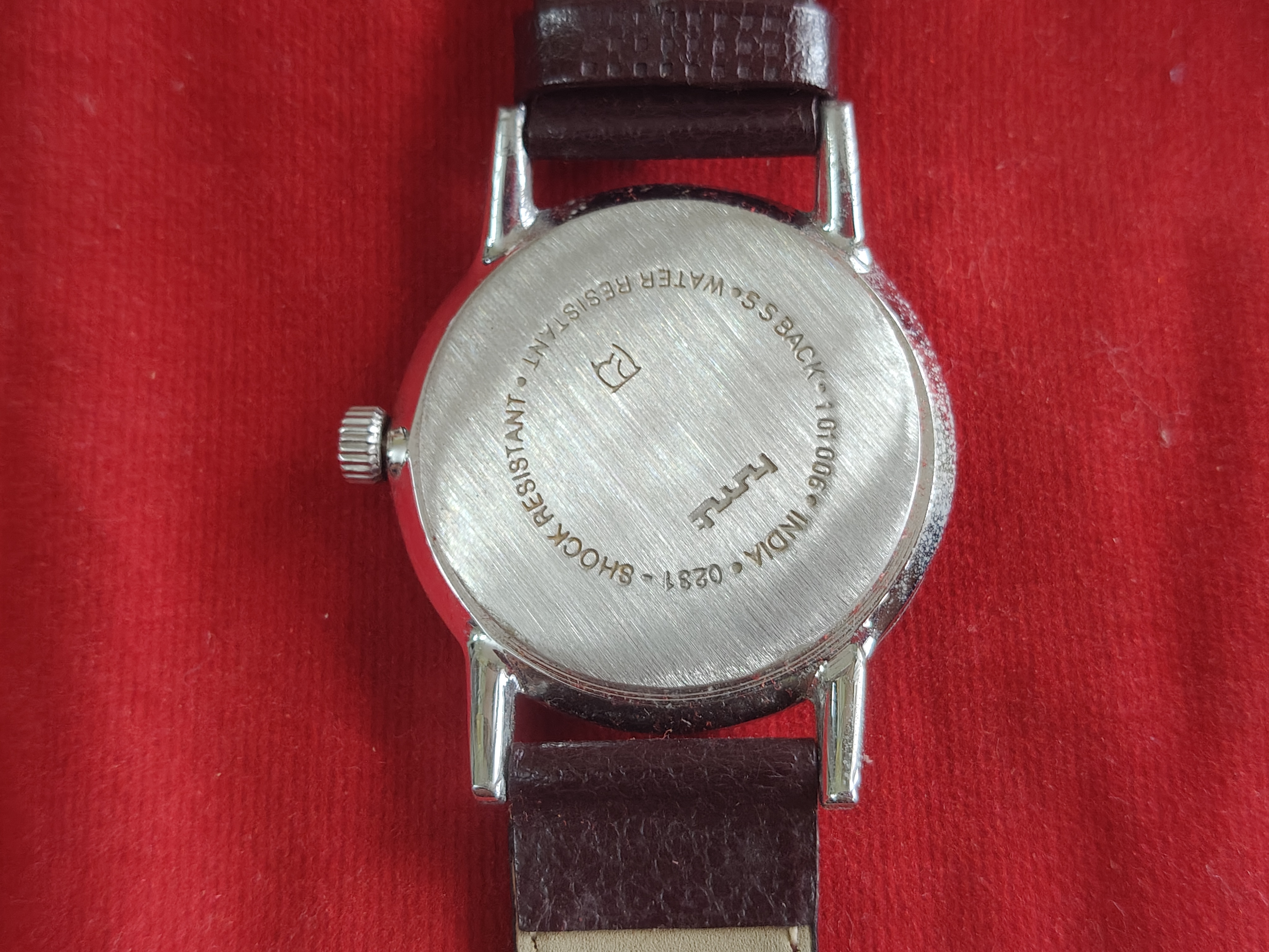 Vintage hmt sona winding watch  — photo 2 of 2