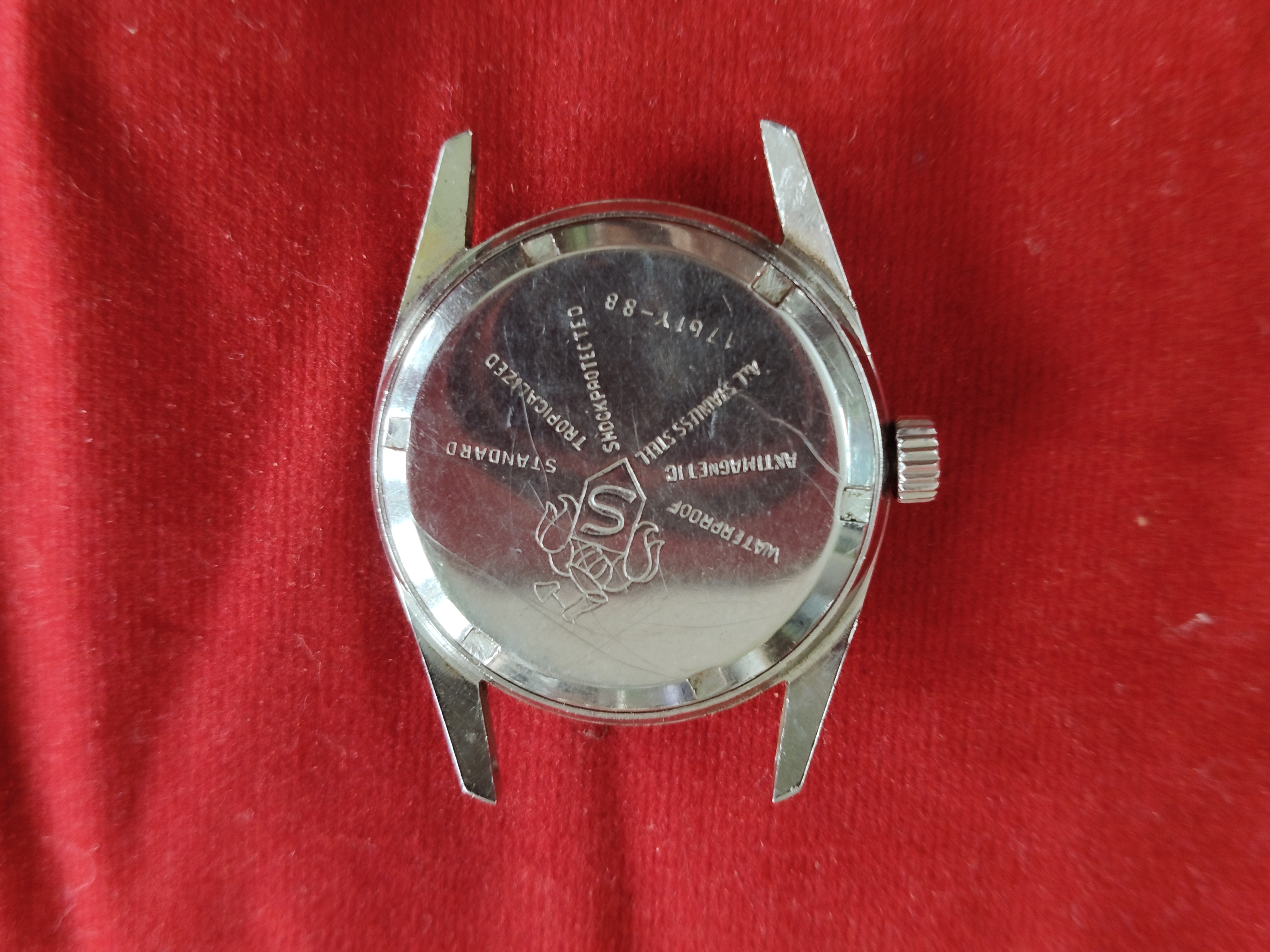 Vintage henry sandoz winding watch  — photo 2 of 2