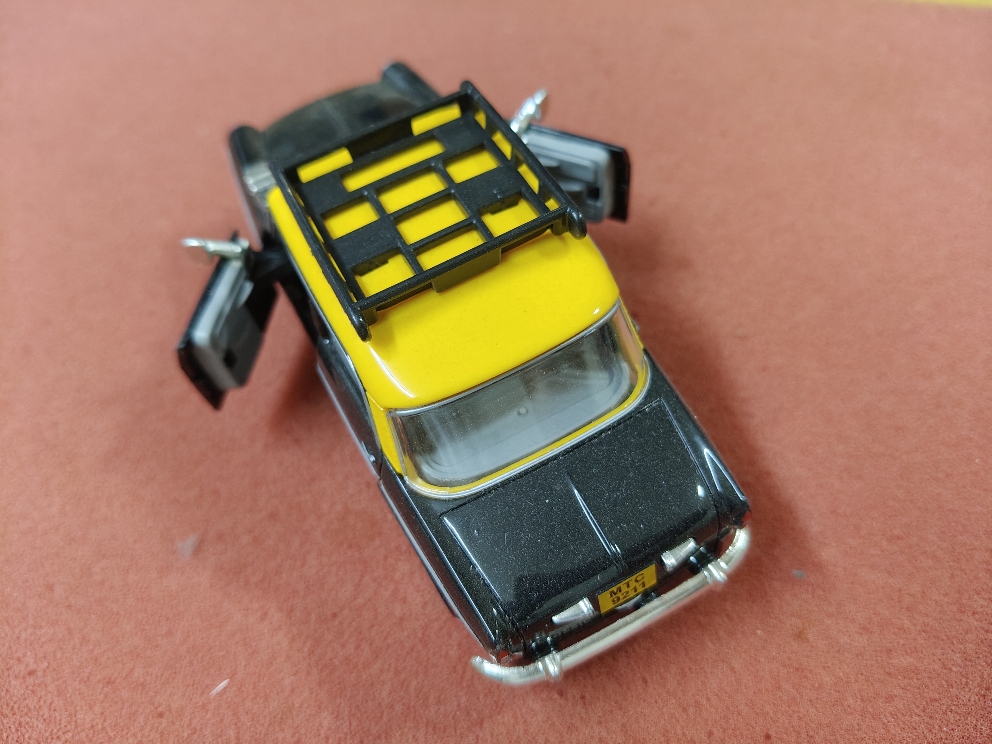 Queen 70's Toy Car | Premier Padmini Old Model — photo 2 of 2