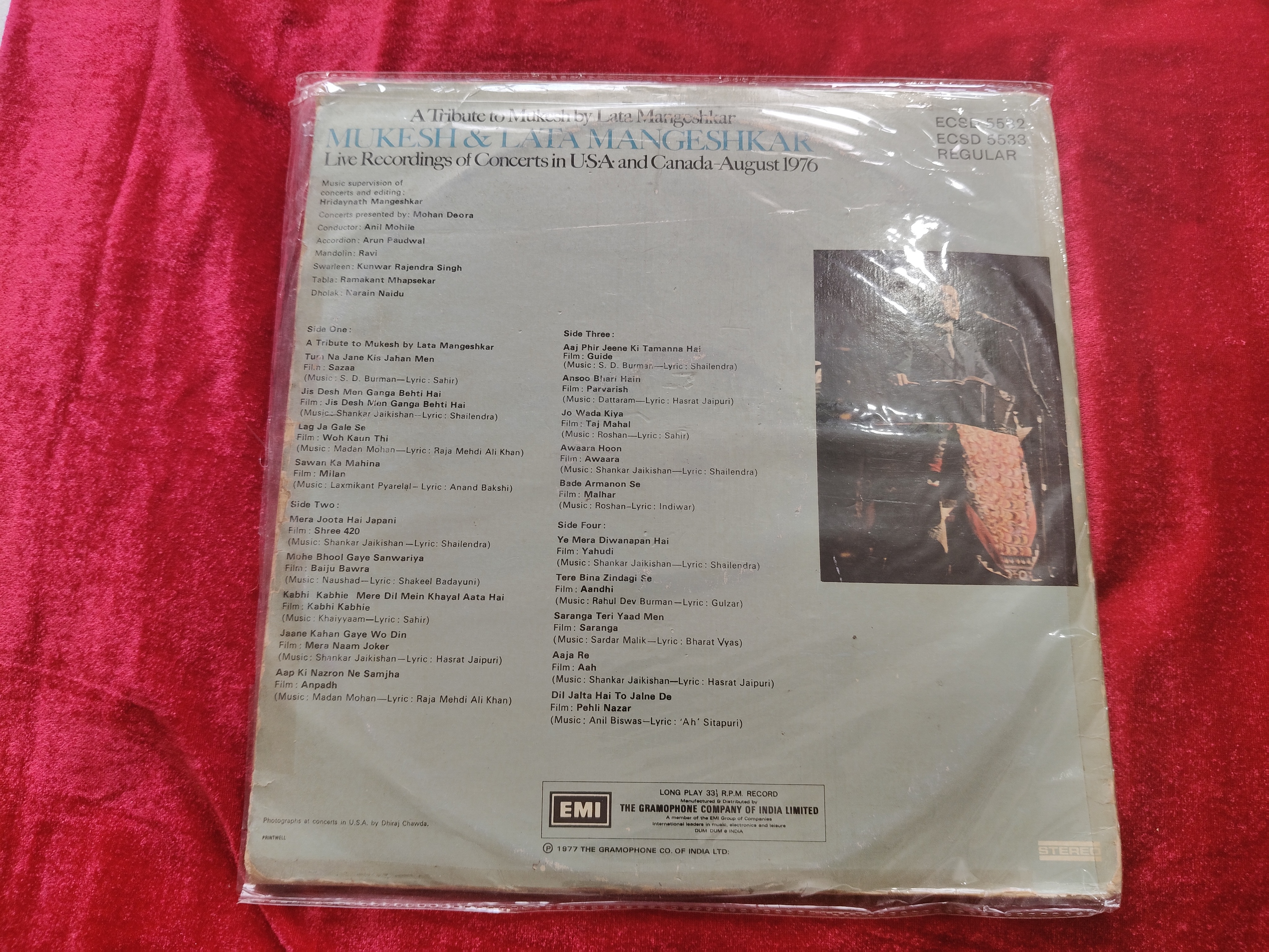 Mukesh & Lata Mangeshkar – A Tribute To – ECSD 5532-33 – (90-95%) – Film Hits 2LP Set Vinyl — photo 2 of 2