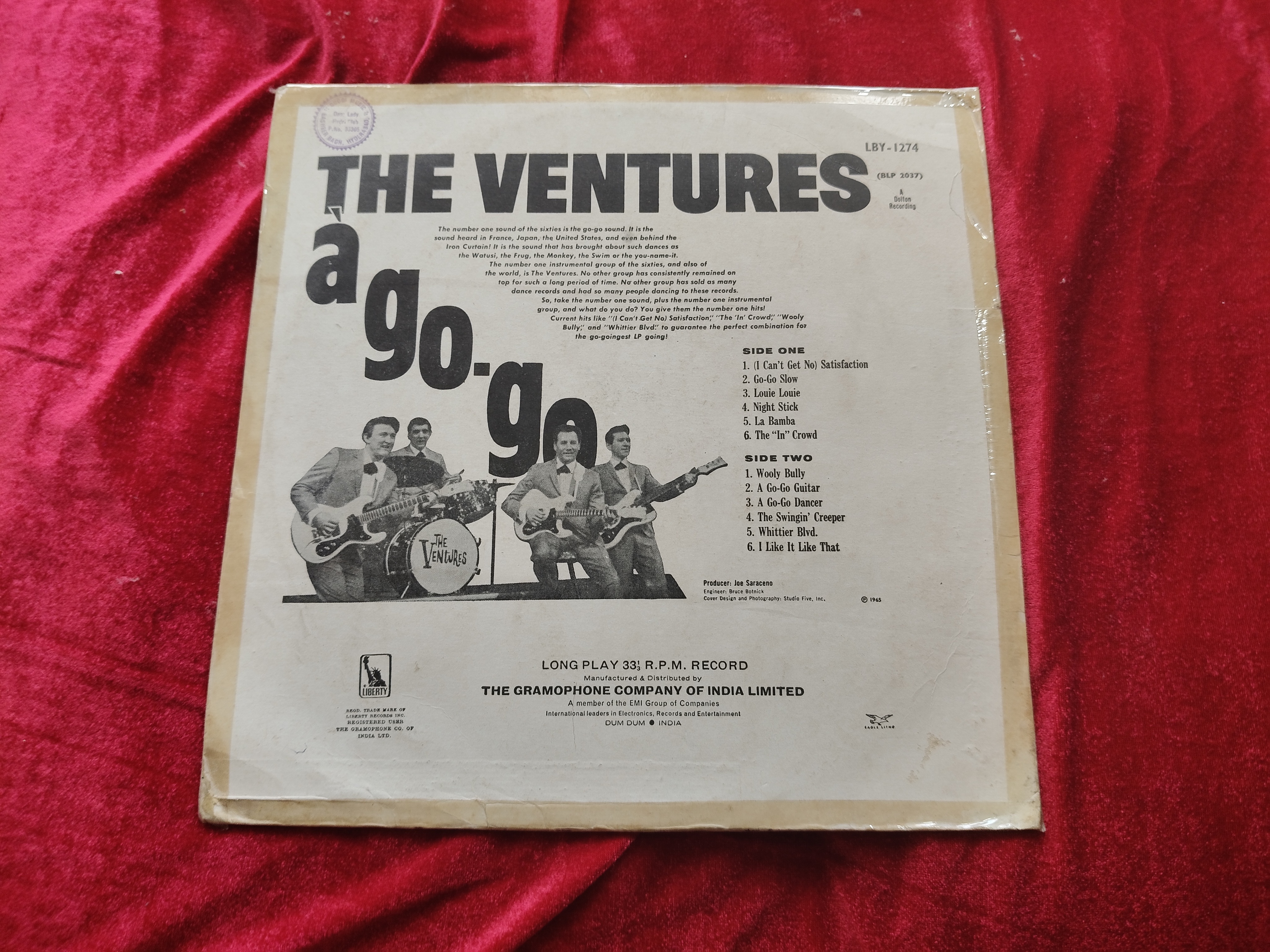 The Ventures, A Go Go, Western Music – LP  Record — photo 2 of 2