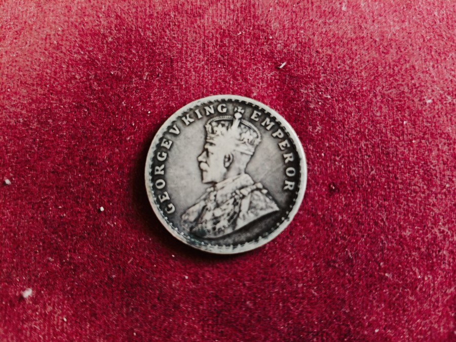 George V One Rupee 1911 Silver Coin  pig ruppee — photo 2 of 2