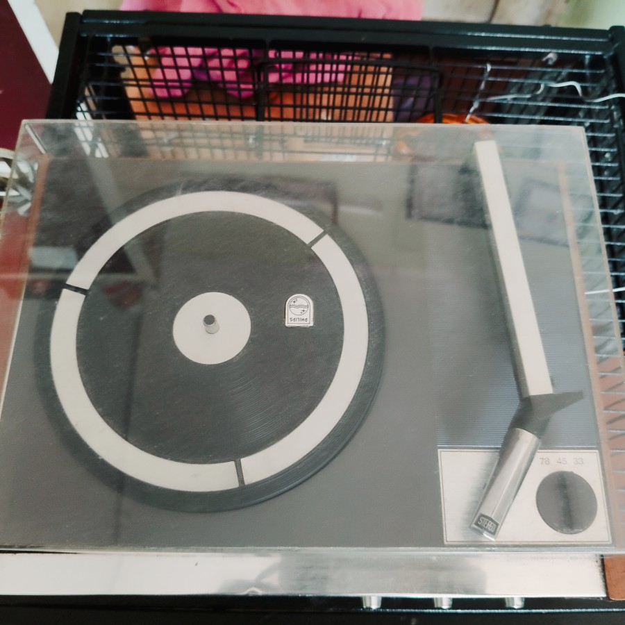 vintage 1960s-1970s Philips stereo record player — photo 2 of 2