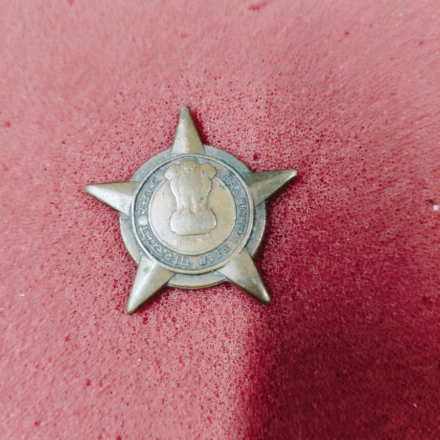 Paschimi Star (Western Star) medal from the Indian Armed Forces — photo 2 of 2
